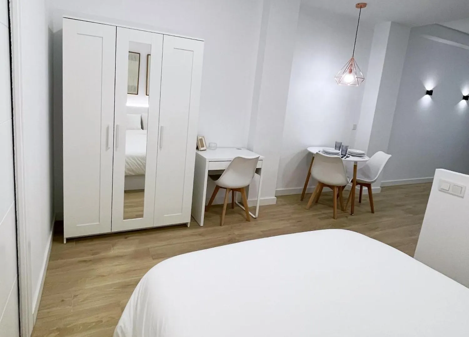 Loft Apartamento Carlos III L1A Córdoba 0*,
